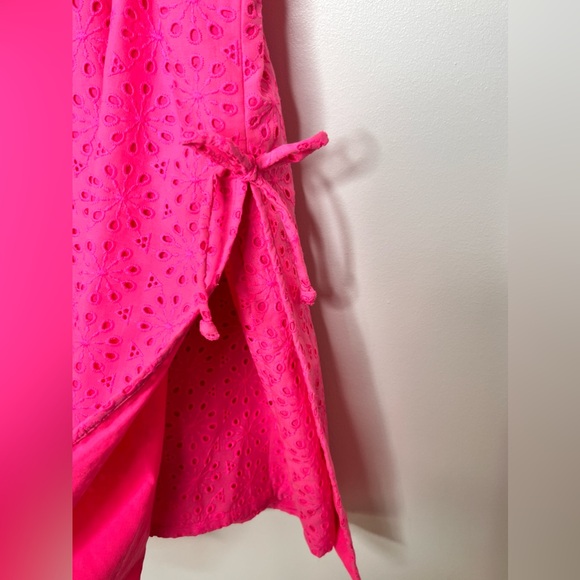 Skort . Lilly Pulitzer . Bright Pink - Picture 5 of 10
